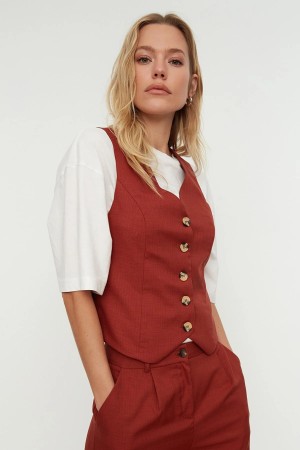 Buttoned Vest